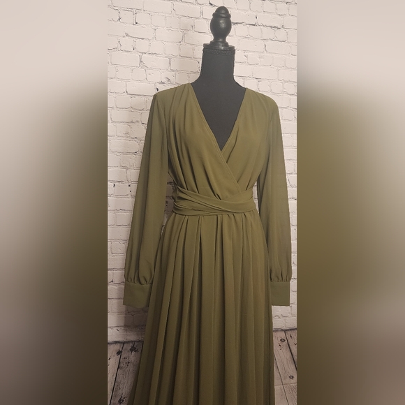 Baltic Born Lydia- Long Sleeve Maxi Dress Olive green - Picture 7 of 11